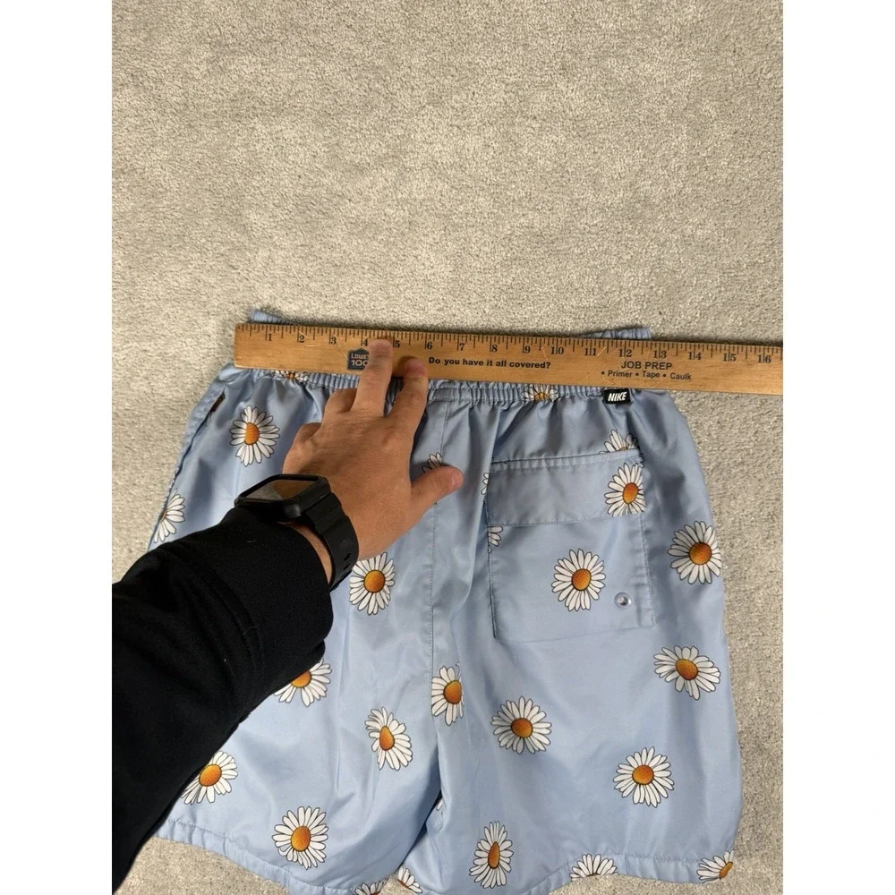 Nike Sportswear Light Blue Daisy Print Swim Shorts Summer Casual Lined‎ Mens S